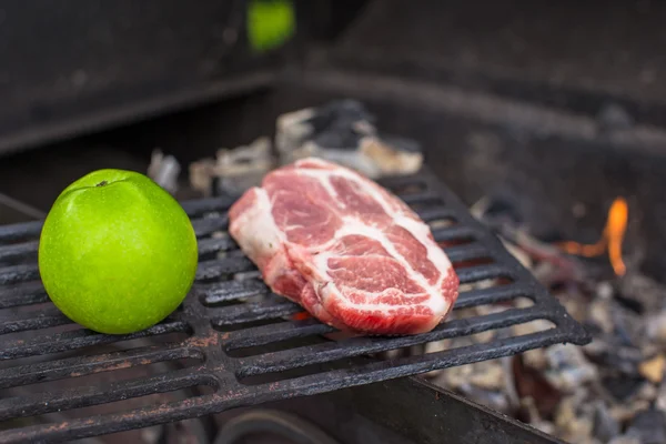 Vegetarian or carnivore — Stock Photo, Image