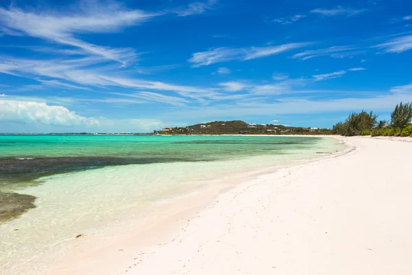 Spiaggia bianca ideale nei Caraibi — Foto Stock