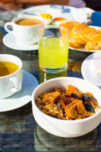 Healthy breakfast on the table in restaraunt resort — Stock Photo, Image