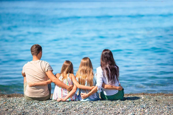 Young family on vacation have a lot of fun — Stock Photo, Image