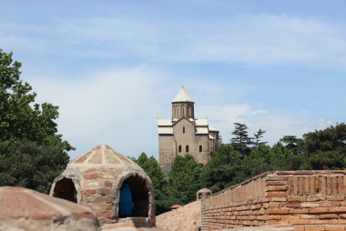 metekhi, eski Tiflis'te bulunan Gürcü Kilisesi