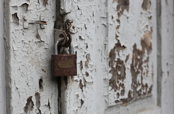 Old door with lock — Stock Photo, Image