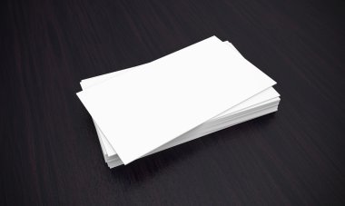 koyu arka plan üzerinde kartvizit.