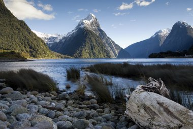 Mitre Zirvesi milford ses, south Island, Yeni Zelanda.