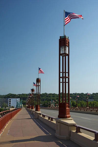 Saint paul panoramę postaci wabasha ulicy wolności bridge, saint paul, minnesota — Zdjęcie stockowe