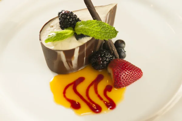Heerlijk aardbei dessert. — Stockfoto