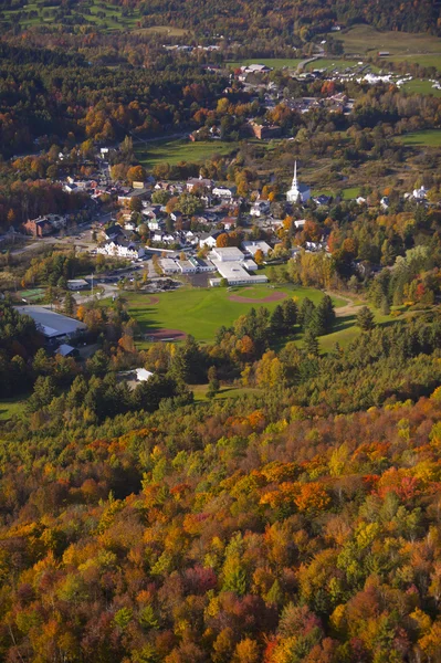 Luftbild des ländlichen Vermont-Stadt. — Stockfoto