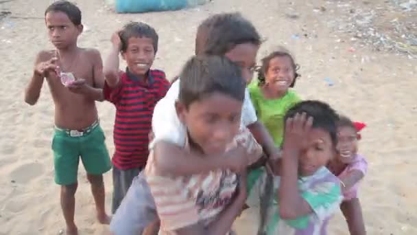 Pobres niños India — Vídeo de stock