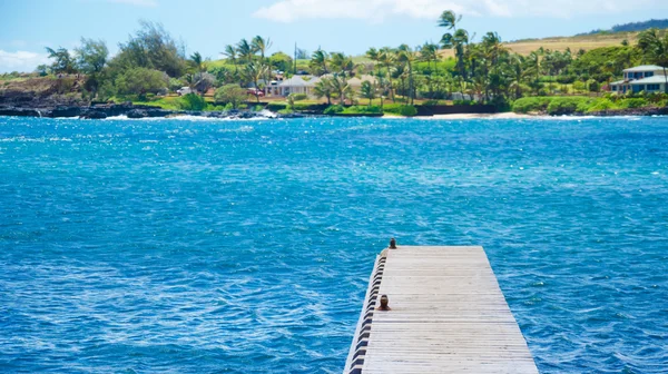 Molo nell'Oceano Pacifico alle Hawaii — Foto Stock