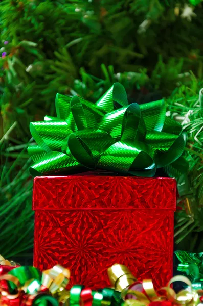 Gift box with bow - holiday's concept — Stock Photo, Image