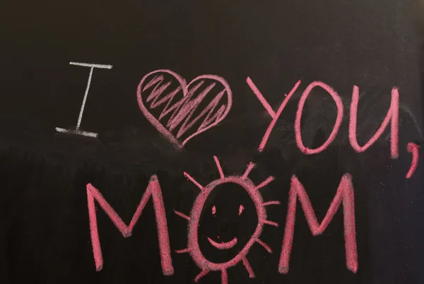 Teken "Ik hou van je, mam" op het bord — Stockfoto