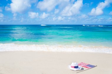 Amerikan tatil geçmiş şapka ile