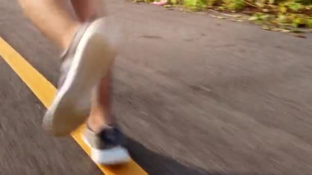 Corredor Chicos Adolescentes Corriendo Camino Entrenamiento Matutino Para Maratón Fitness — Vídeo de stock