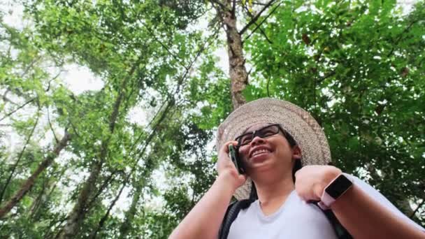 Female Traveler Uses Smartphone Make Calls Tropical Forest Hipster Woman — Stock Video