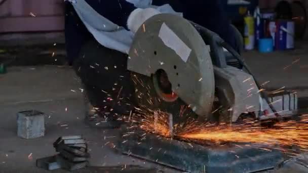 Professional Men Wearing Goggles Construction Gloves Work Home Workshop Electric — Vídeos de Stock