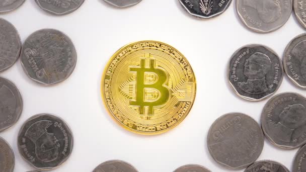 Detener Las Monedas Animación Movimiento Que Entran Salen Con Bitcoin — Vídeos de Stock