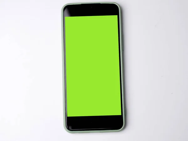 Smartphone Com Tela Verde Design Moderno Isolado Fundo Branco — Fotografia de Stock