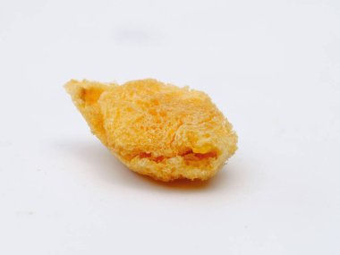 Freeze Kurutulmuş Longan, yemeğin besin değerini koruyan işlenmiş bir meyvedir. Kesme yolu.