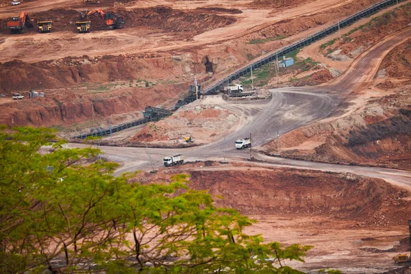 Vista Camiones Excavadoras Trabajan Pozos Abiertos Minas Lignito Lignite Coal —  Fotos de Stock