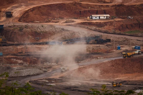 Vista Camion Escavatori Lavorano Pozzi Aperti Miniere Carbone Lignite Industria — Foto Stock