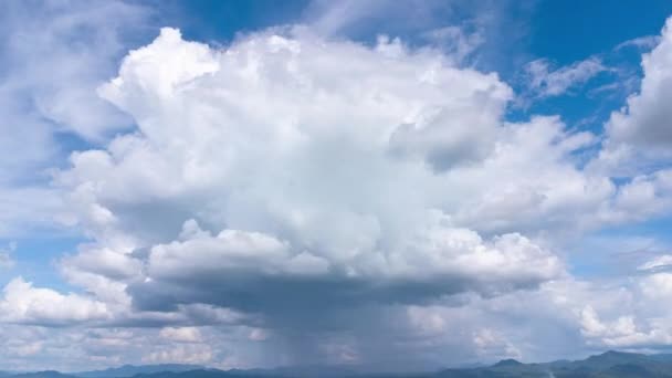 Widok Powietrza Błękitne Niebo Białymi Chmurami Letni Dzień Czas Upływa — Wideo stockowe