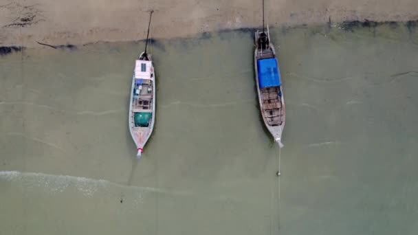 Aerial View Drones Fishing Boats Shore Low Tide Top View — Video