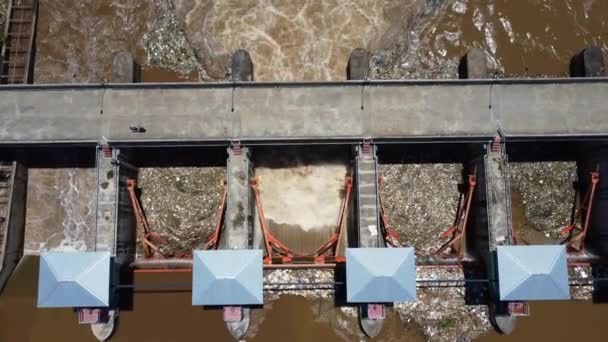 Aerial View Water Released Drainage Channel Concrete Dam Way Overflowing — Stock video