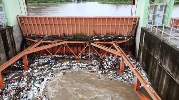 Aerial View Turbid Brown Forest Water Released Concrete Dam Drainage — Stock Video