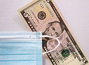 Maske ve Amerikan doları kapanıyor. İş ve sağlık