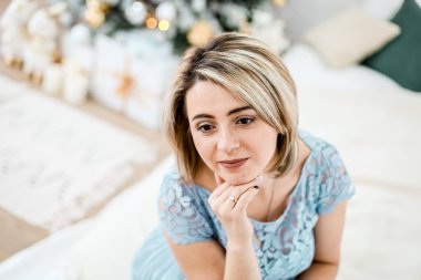 Güzel kadın ve yeni yıl masalı