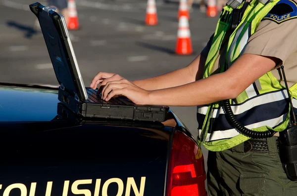 Polizistin — Stockfoto