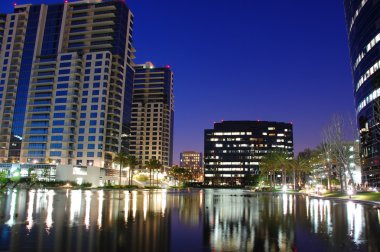 Costa mesa ofis binaları