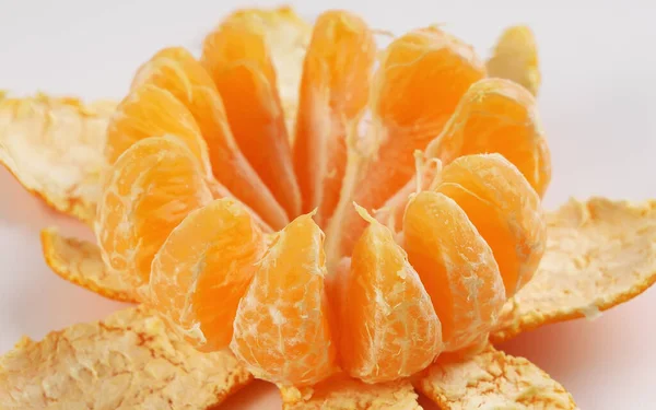 Selective Focus Juicy Orange Slices Tangerine Disconnected Close — Stock fotografie