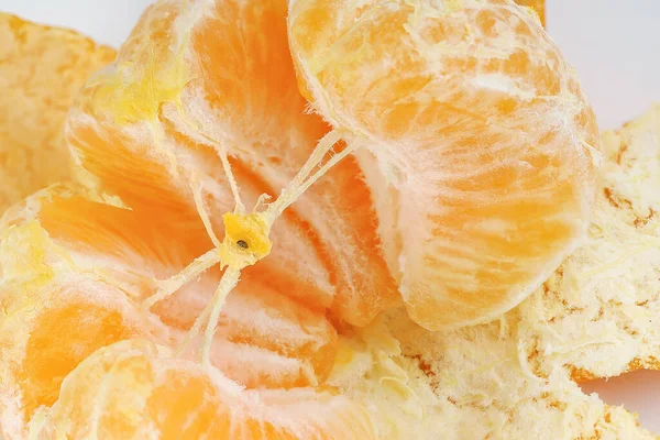 Juicy Orange Slices Tangerine Disconnected Peel Close — Foto Stock