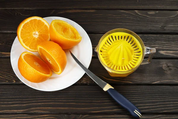 Juicer Squeeze Fresh Juice Citrus Fruits Halves Oranges Kitchen Knife — Stock fotografie