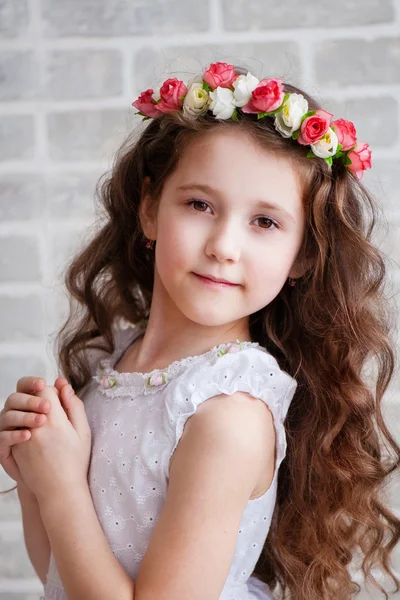 Portrait of a beautiful little girl — Stock Photo, Image