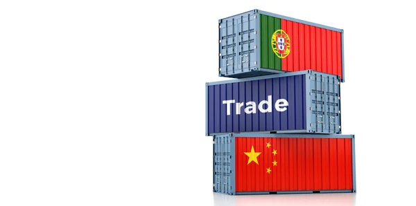 中国とポルトガル国旗の貨物コンテナ 3Dレンダリング — ストック写真
