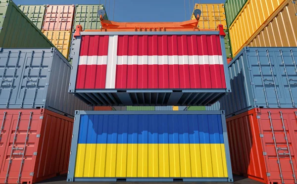 Frachtcontainer Mit Dänischen Und Ukrainischen Nationalflaggen Rendering — Stockfoto