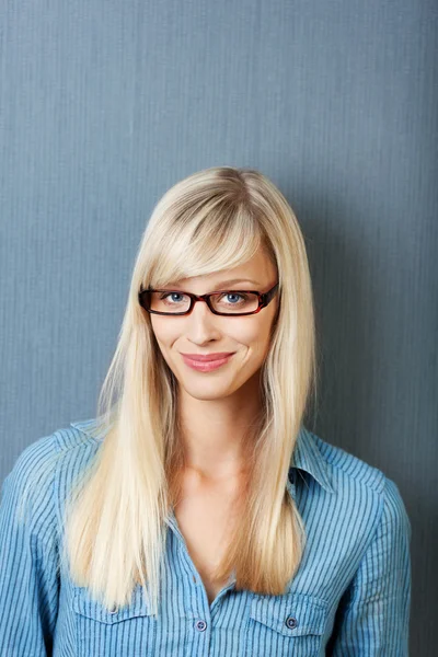 Mulher branca com óculos — Fotografia de Stock