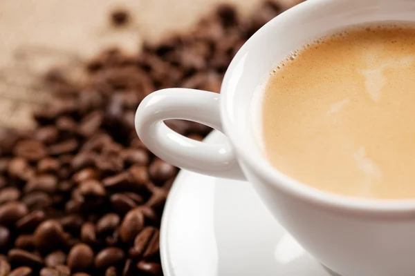 Кава і кавові зерна — стокове фото