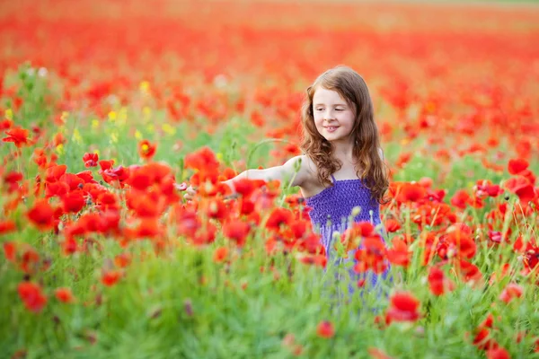 Caucasian girl — Stock Photo, Image