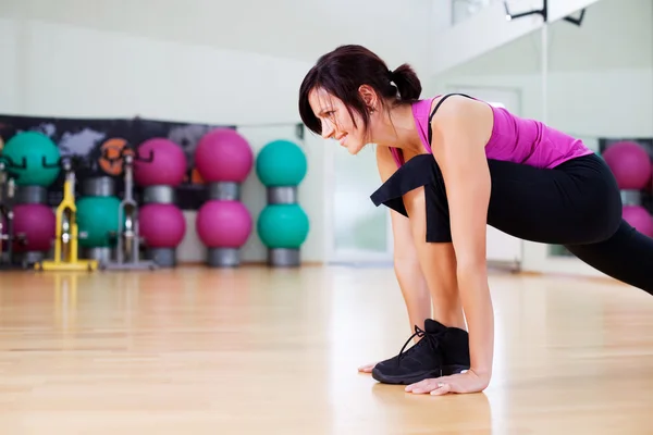 Woman stretching — ストック写真