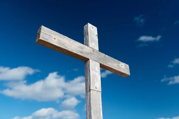 Wooden Cross Against Sky — Stock Photo, Image