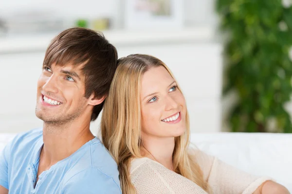 Happy couple looking up — Stock Photo, Image