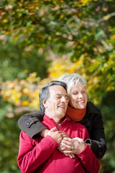 Söt äldre par — Stockfoto