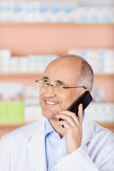 Calling pharmacist with phone — Stock Photo, Image