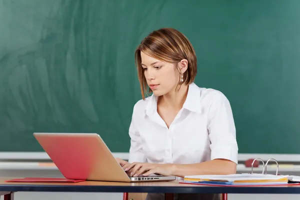 Teacher with laptop — Stock Photo, Image