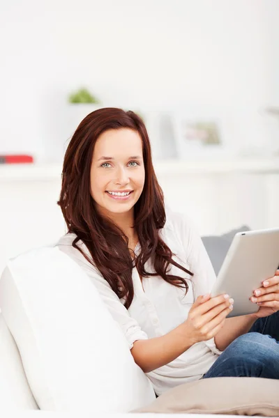 Portrait of a woman with a tablet Royalty Free Stock Photos