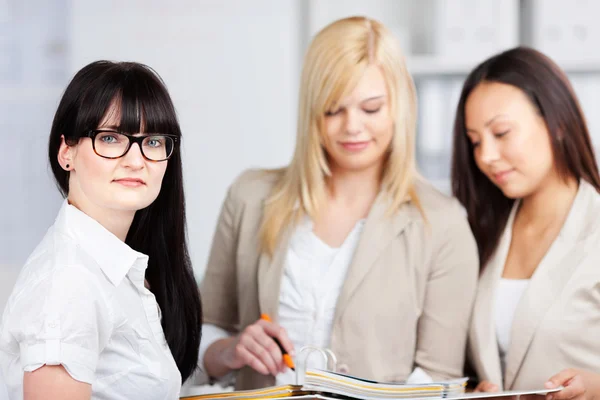 Junge Unternehmerinnen — Stockfoto