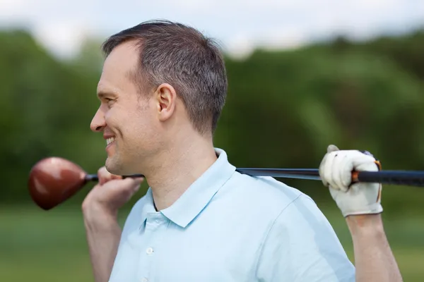 Állandó zöld nyugodt golfozó — Stock Fotó